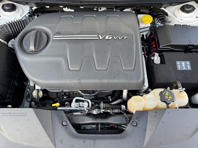 used 2020 Jeep Cherokee car, priced at $21,527