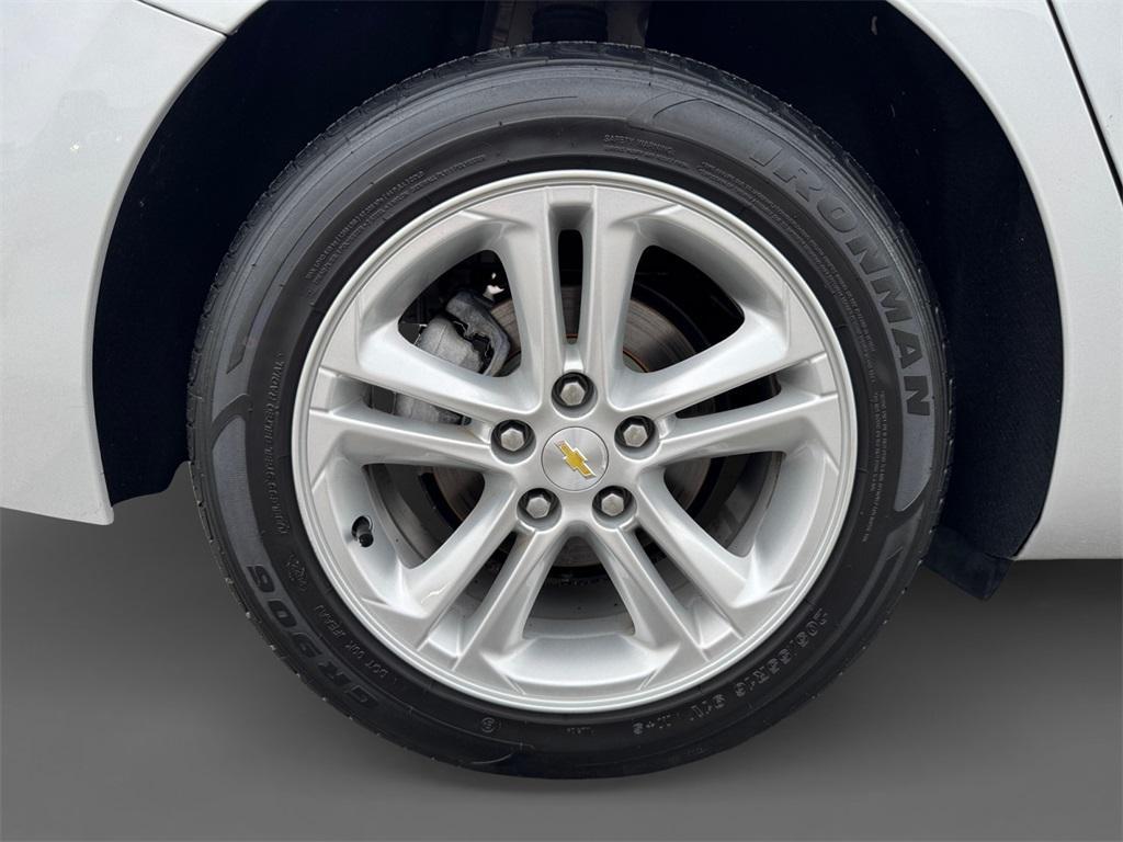 used 2018 Chevrolet Cruze car, priced at $10,794