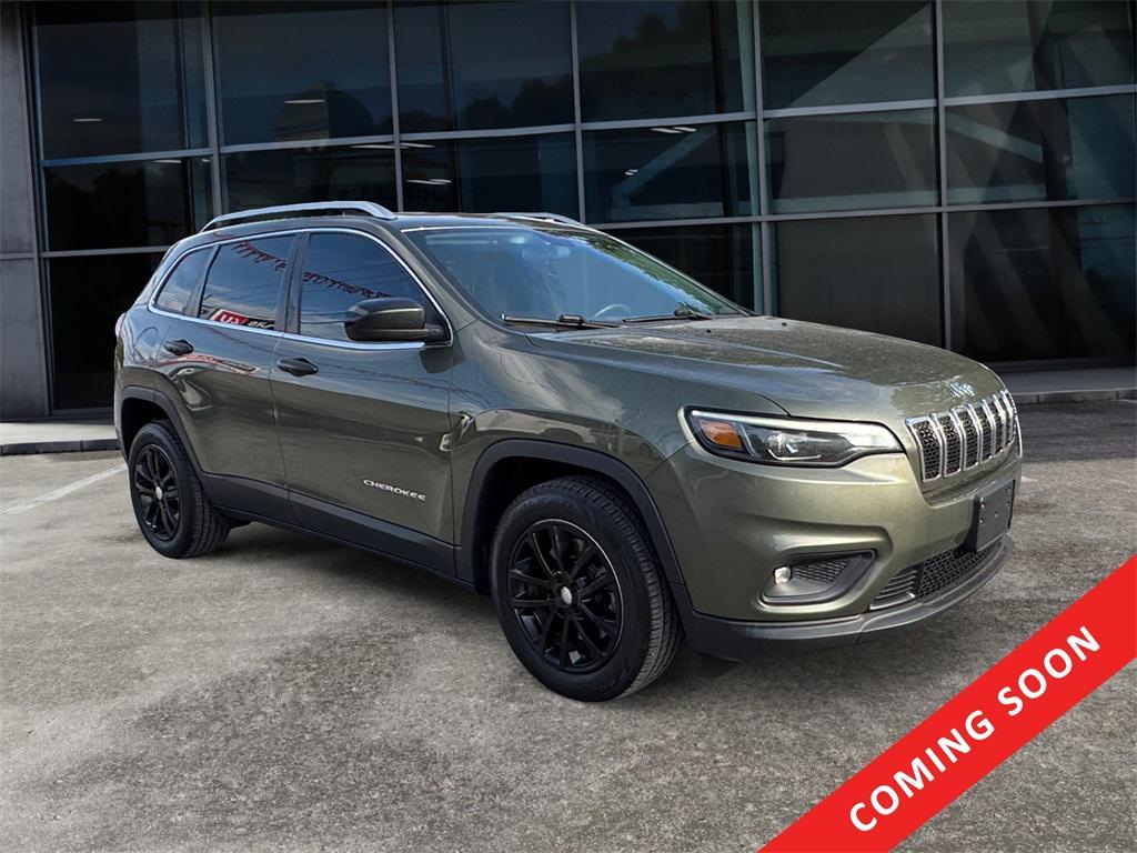 used 2019 Jeep Cherokee car, priced at $14,195
