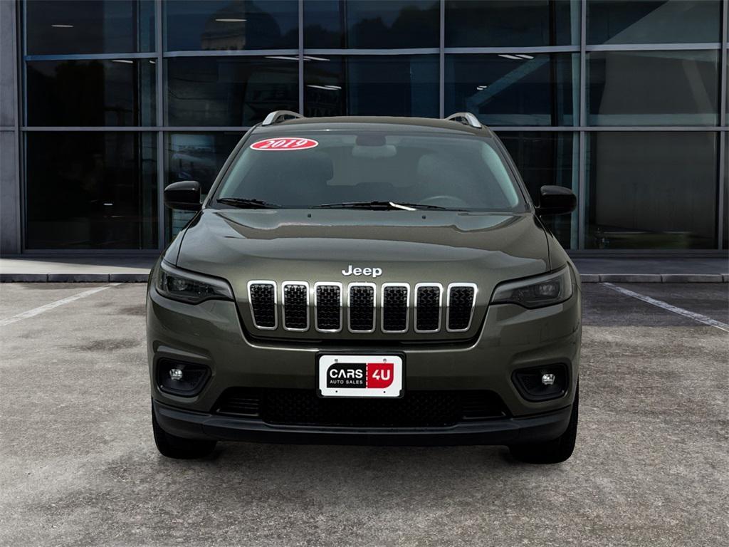 used 2019 Jeep Cherokee car, priced at $13,762