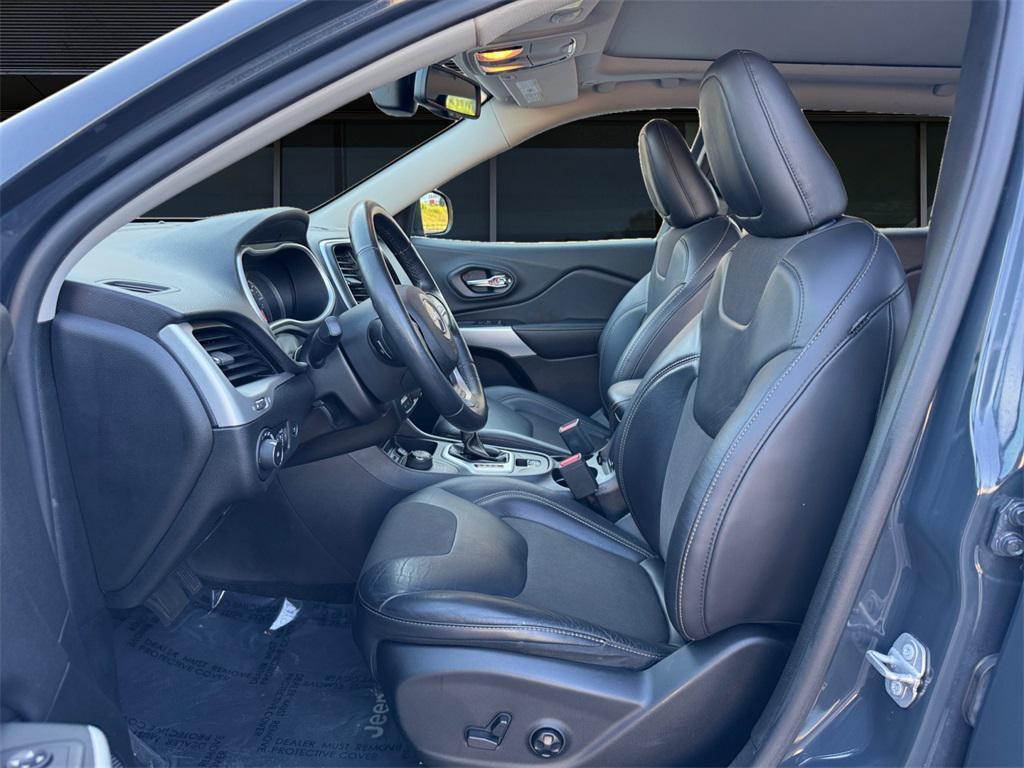 used 2018 Jeep Cherokee car, priced at $15,777