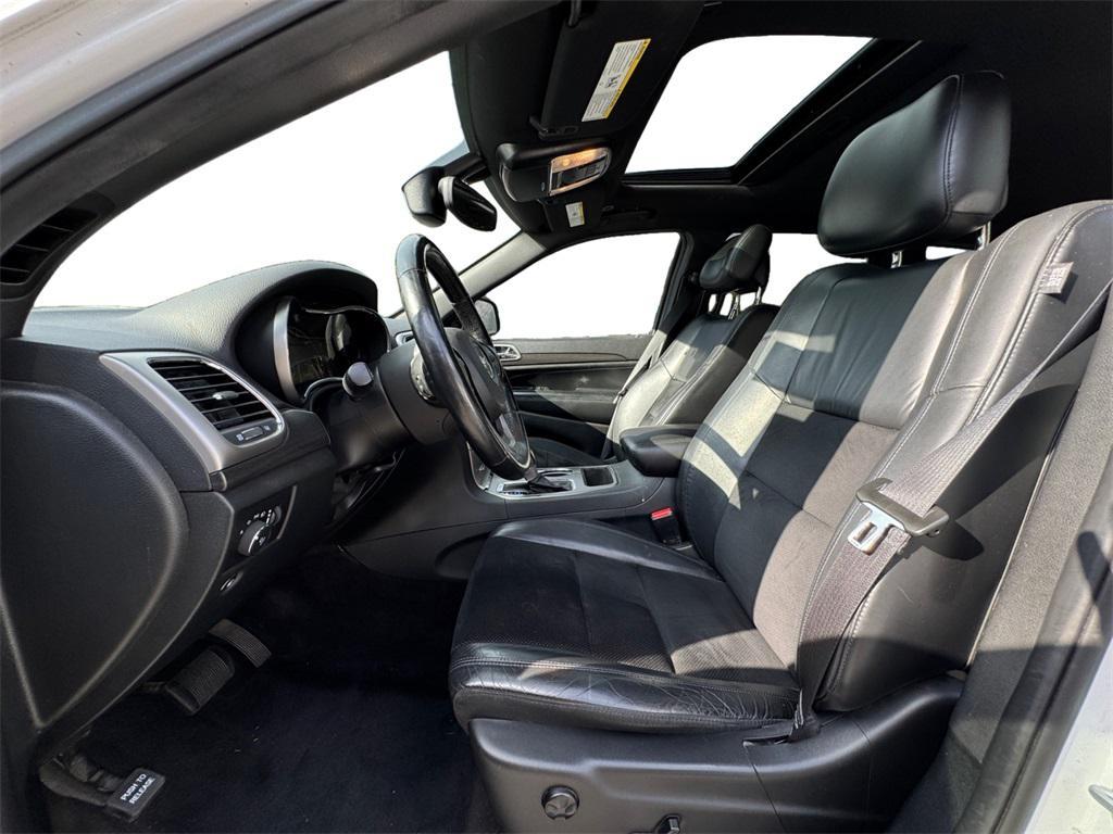 used 2018 Jeep Grand Cherokee car, priced at $19,541