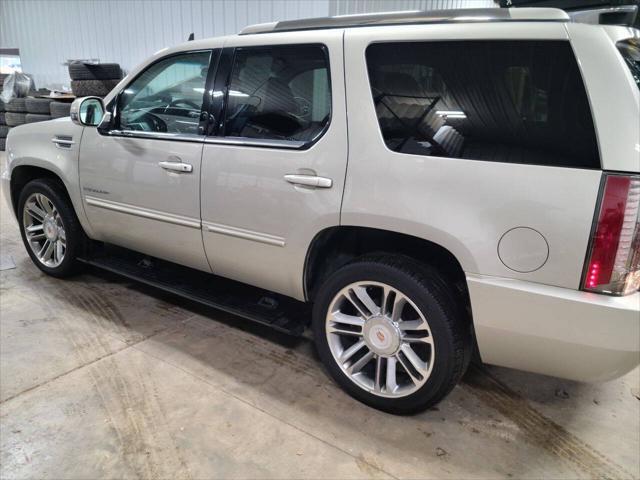 used 2014 Cadillac Escalade car, priced at $20,888