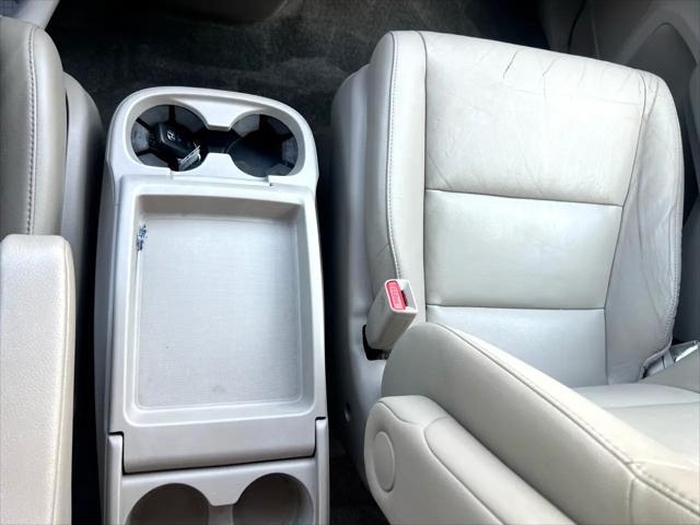 used 2014 Honda Odyssey car, priced at $7,900