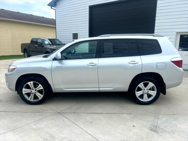 used 2008 Toyota Highlander car, priced at $9,900