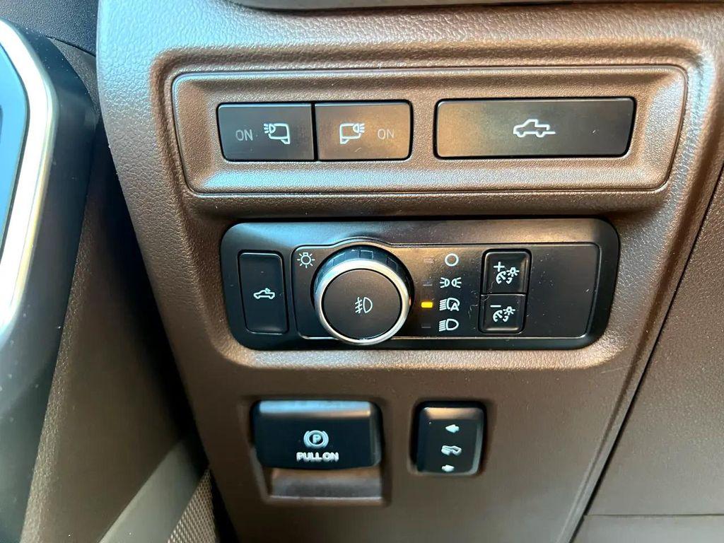 used 2021 Ford F-150 car, priced at $35,900