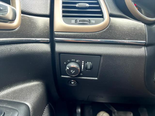 used 2017 Jeep Grand Cherokee car, priced at $12,900