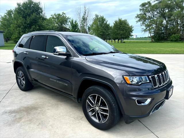 used 2017 Jeep Grand Cherokee car, priced at $12,900