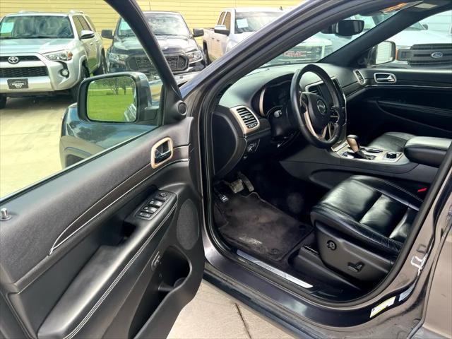 used 2017 Jeep Grand Cherokee car, priced at $12,900
