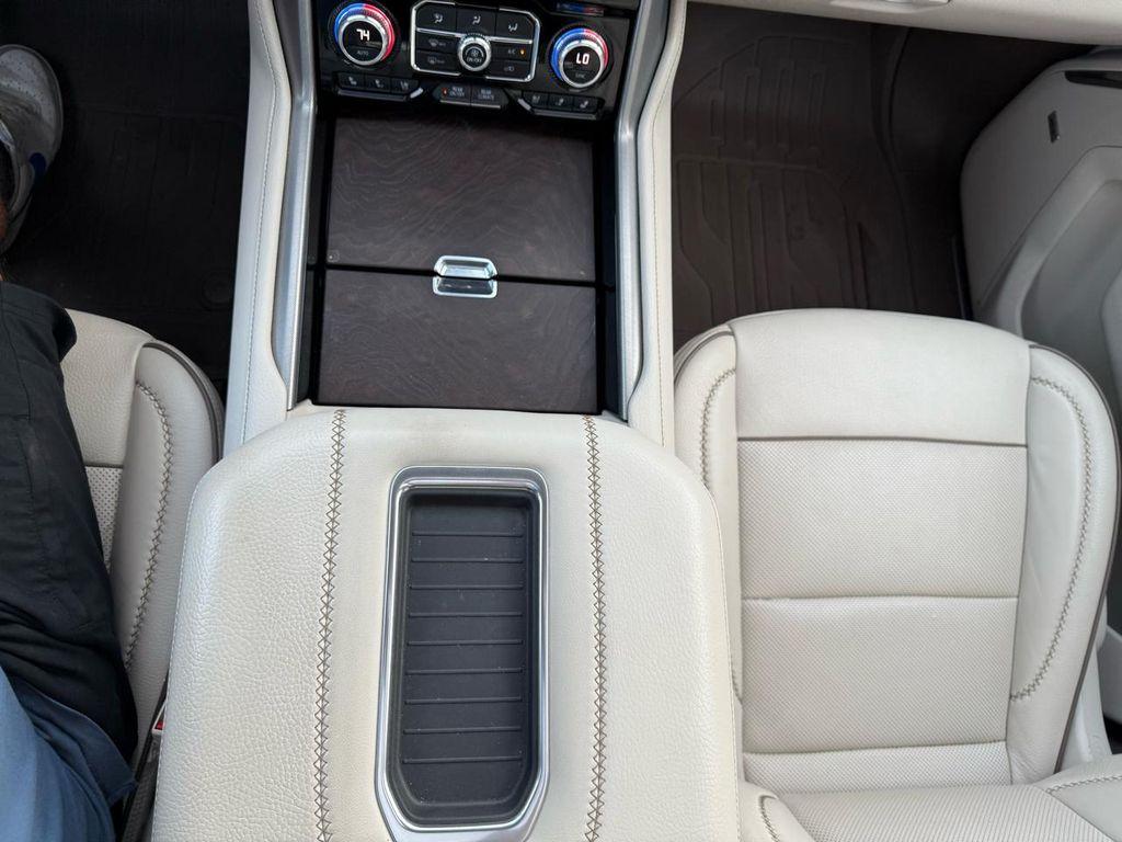 used 2022 GMC Yukon car, priced at $38,900