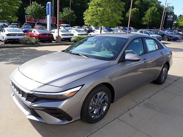 new 2024 Hyundai Elantra car, priced at $24,676