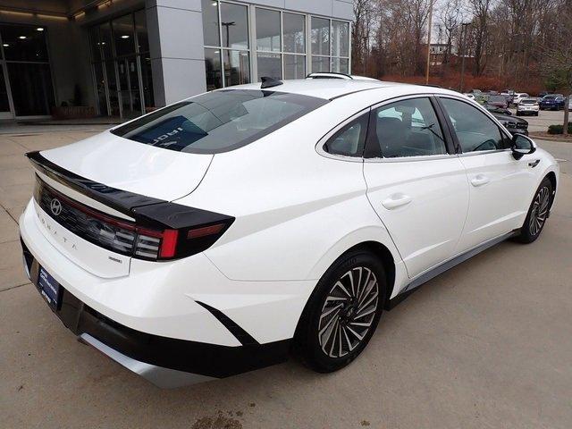 used 2024 Hyundai Sonata Hybrid car, priced at $29,956