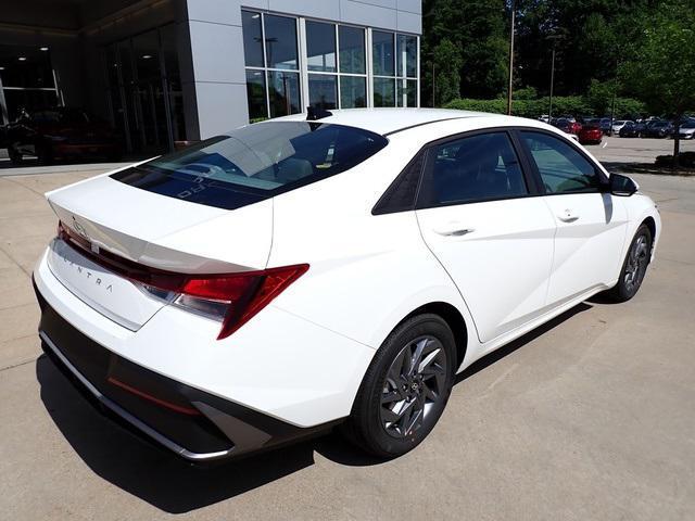 new 2024 Hyundai Elantra car, priced at $25,140