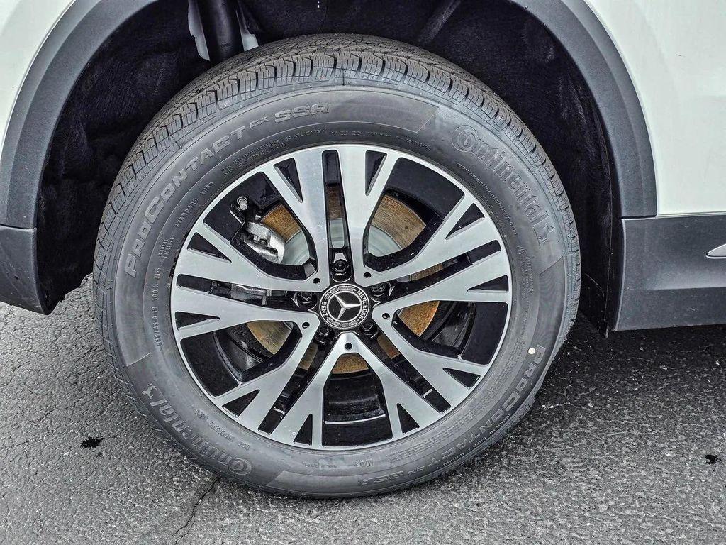 new 2025 Mercedes-Benz GLA 250 car, priced at $48,795