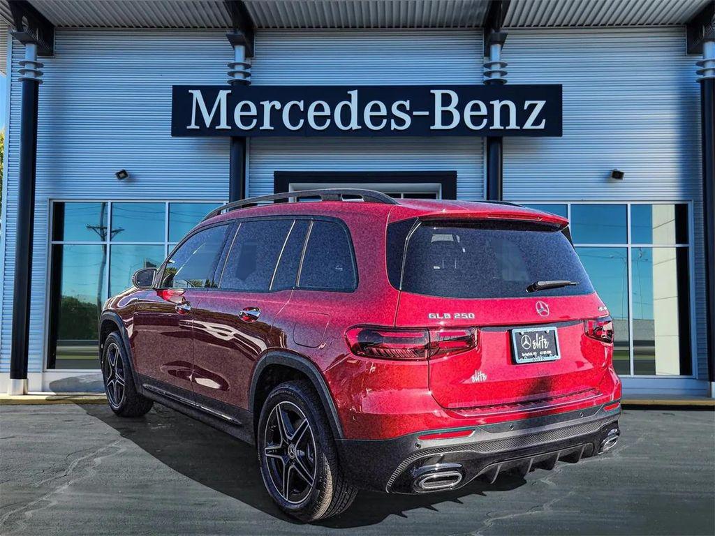 new 2025 Mercedes-Benz GLB 250 car, priced at $56,335
