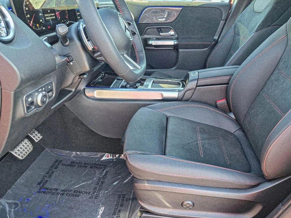 new 2025 Mercedes-Benz GLB 250 car, priced at $56,335