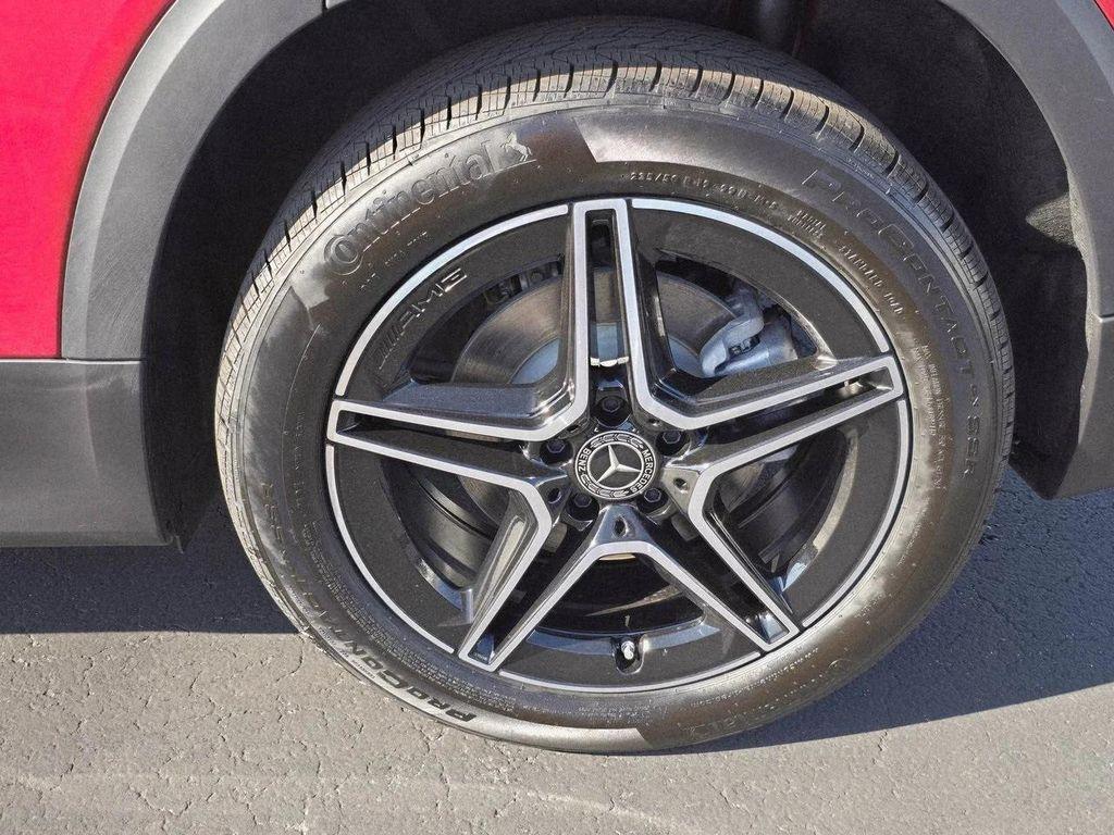 new 2025 Mercedes-Benz GLB 250 car, priced at $56,335