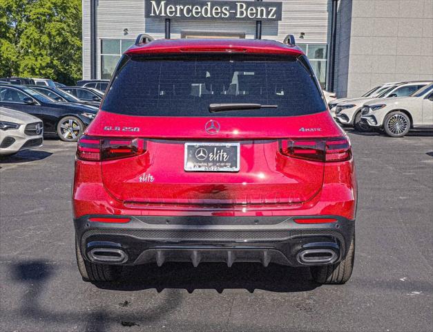 new 2025 Mercedes-Benz GLB 250 car, priced at $56,335