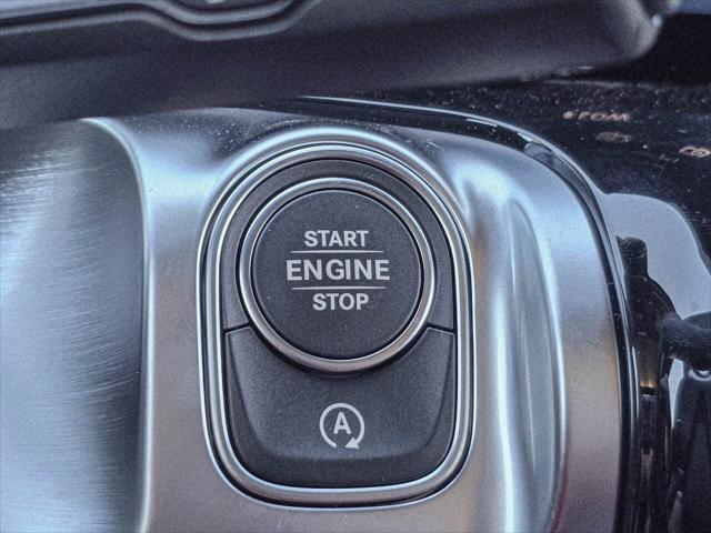 new 2025 Mercedes-Benz GLB 250 car, priced at $56,335