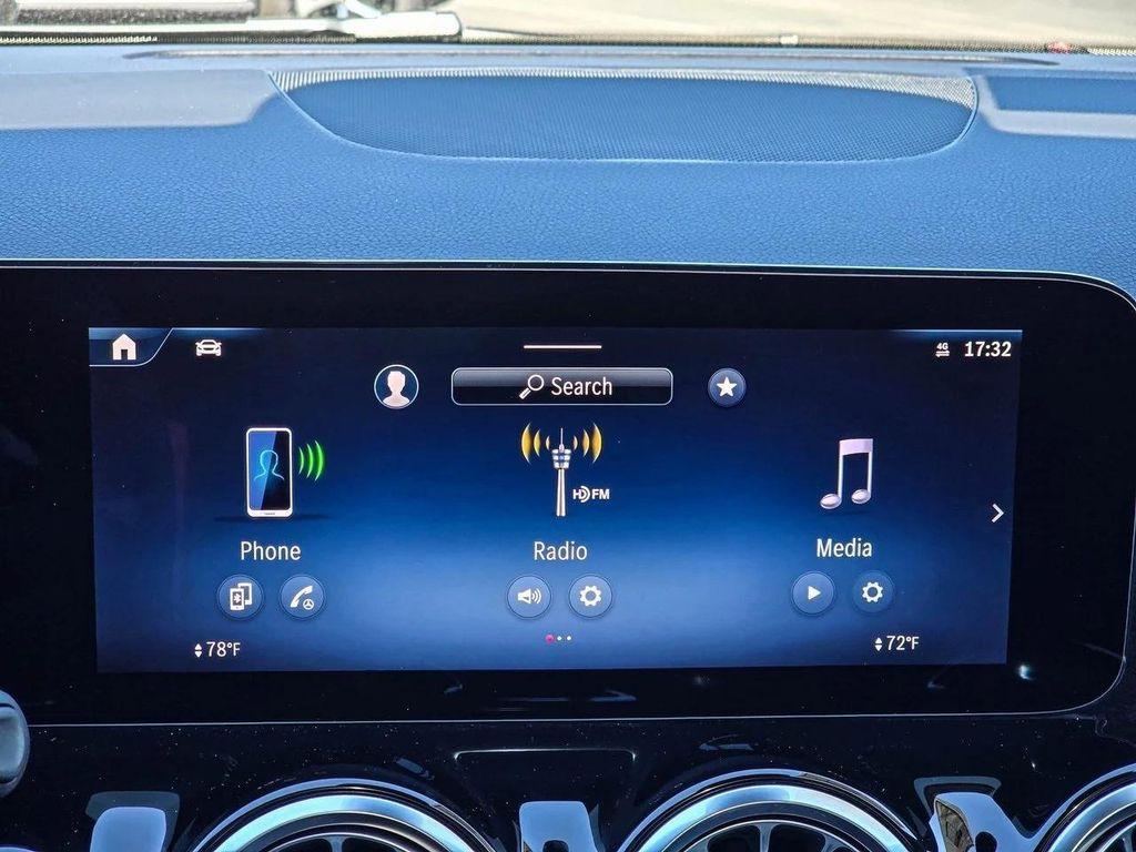 new 2025 Mercedes-Benz GLA 250 car, priced at $44,250