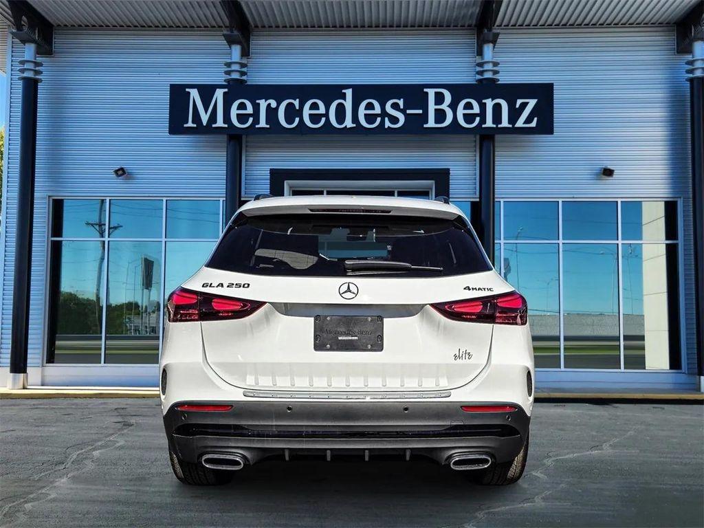 new 2025 Mercedes-Benz GLA 250 car, priced at $44,250