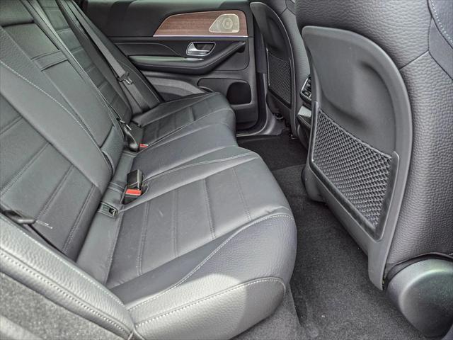 new 2025 Mercedes-Benz GLE 450 car, priced at $86,880