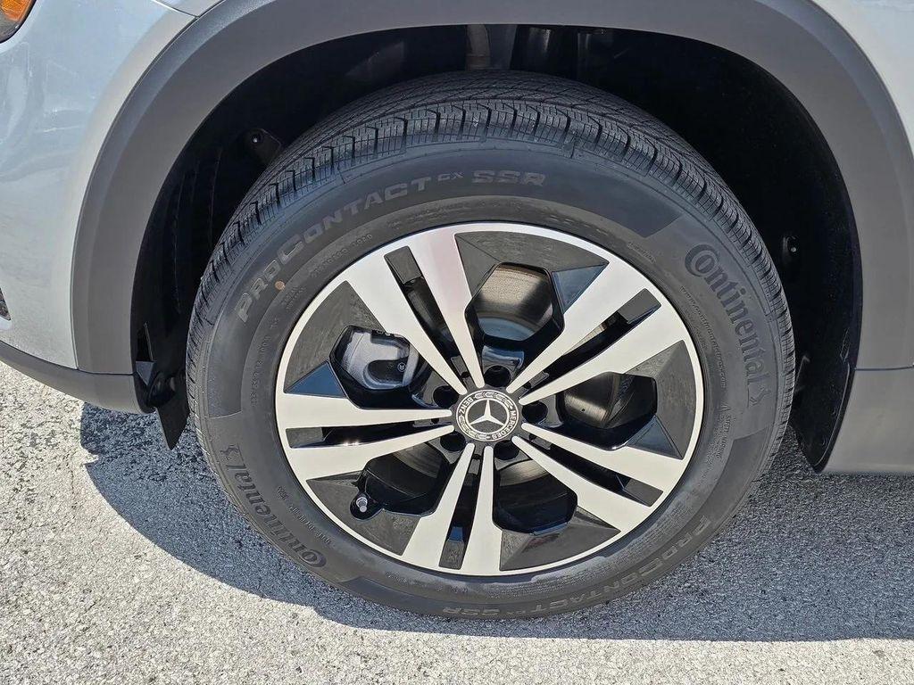 new 2026 Mercedes-Benz GLB 250 car, priced at $51,135