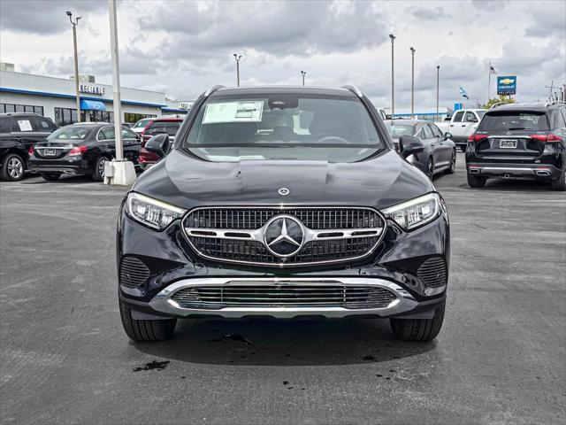 new 2025 Mercedes-Benz GLC 300 car, priced at $57,105