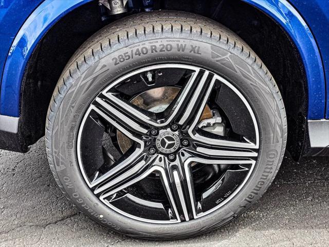 new 2025 Mercedes-Benz GLC 300 car, priced at $67,070