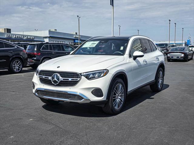 new 2024 Mercedes-Benz GLC 300 car, priced at $53,085