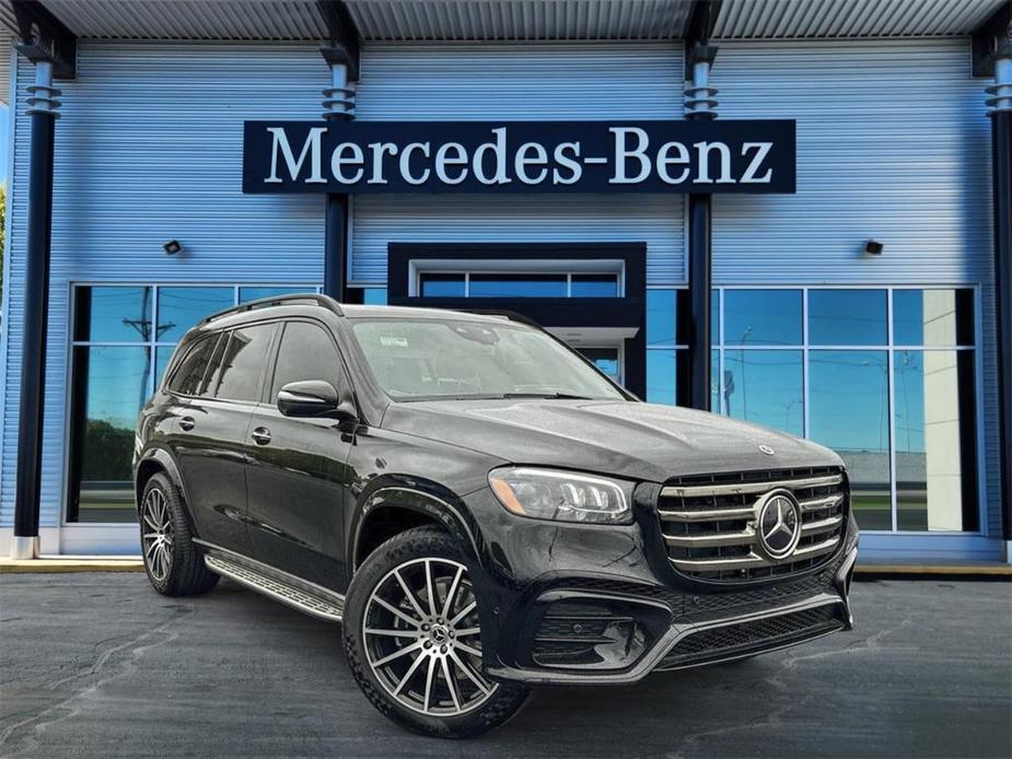 new 2024 Mercedes-Benz GLS 580 car, priced at $116,425