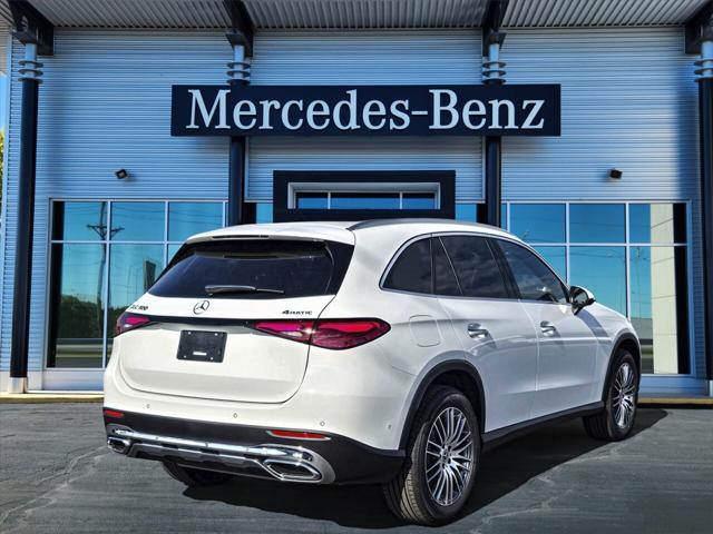 new 2024 Mercedes-Benz GLC 300 car, priced at $51,585