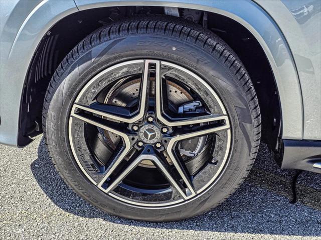 new 2025 Mercedes-Benz GLS 450 car, priced at $95,865