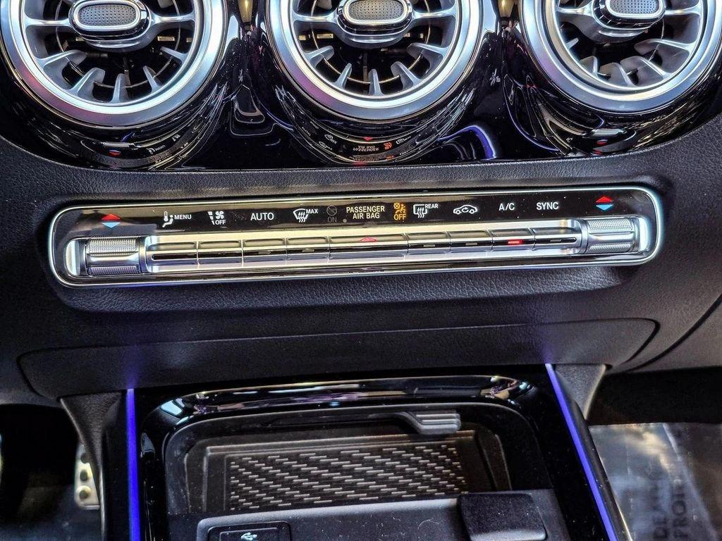 new 2025 Mercedes-Benz GLA 250 car, priced at $44,250