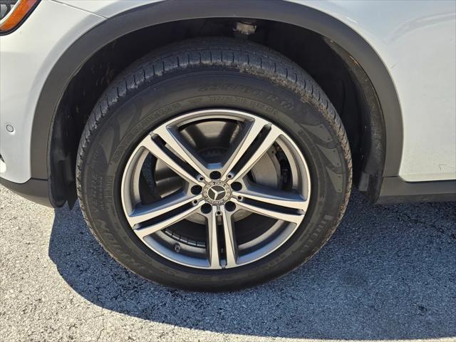 used 2022 Mercedes-Benz GLC 300 car, priced at $27,985