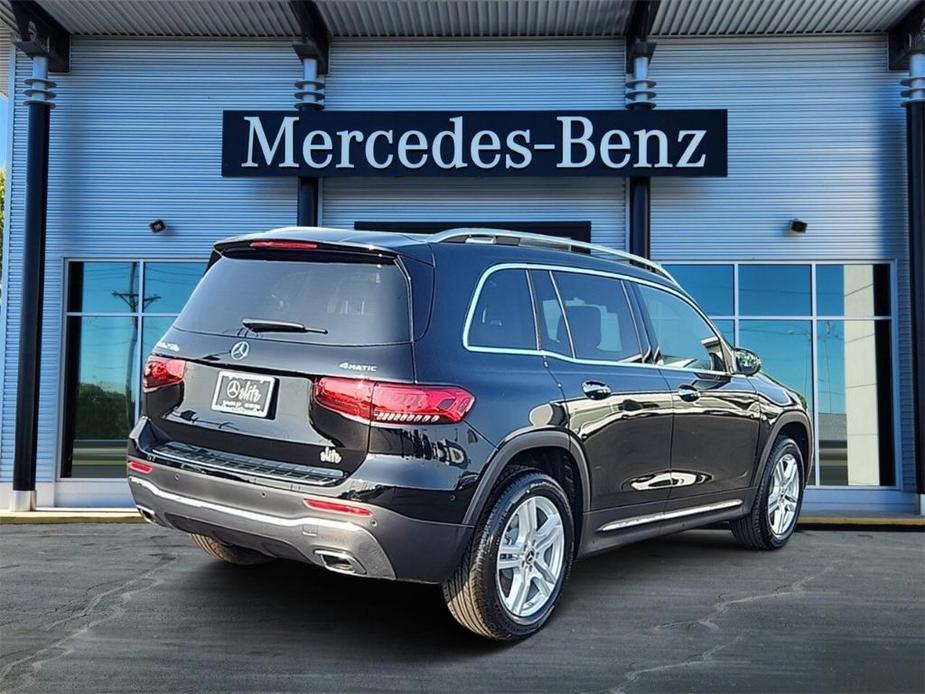 new 2023 Mercedes-Benz GLB 250 car, priced at $50,540