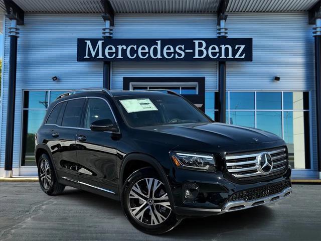 new 2024 Mercedes-Benz GLB 250 car, priced at $47,752