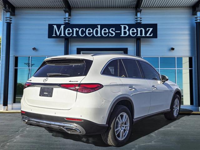 new 2025 Mercedes-Benz GLC 300 car, priced at $62,140