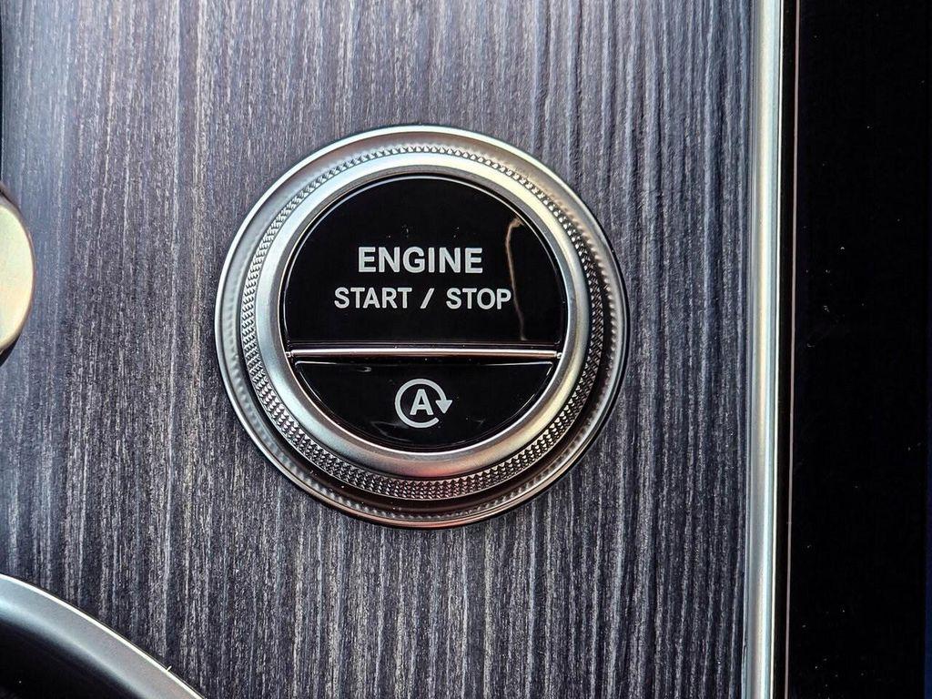 new 2025 Mercedes-Benz GLC 300 car, priced at $56,335