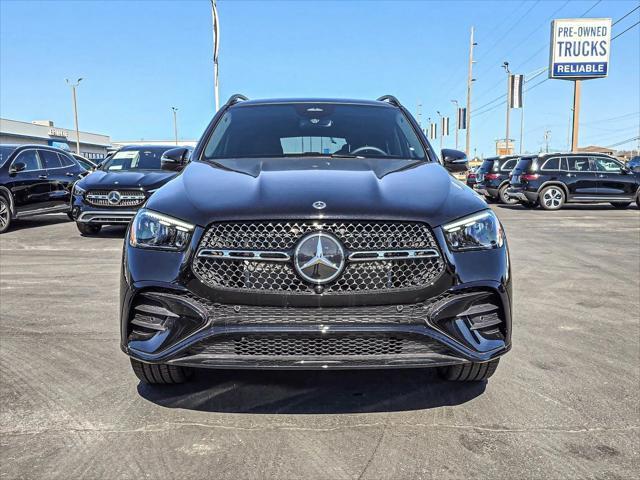 new 2025 Mercedes-Benz GLE 450 car, priced at $81,245