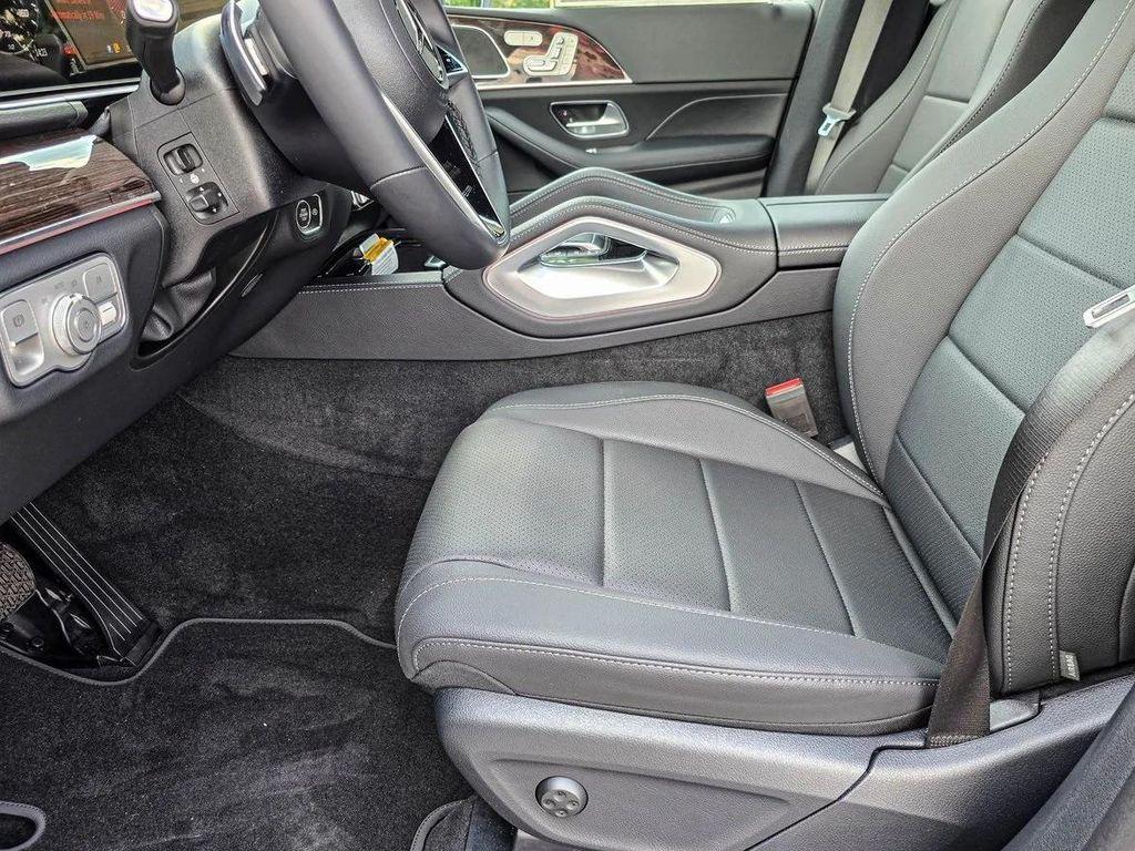 new 2025 Mercedes-Benz GLE 350 car, priced at $67,255