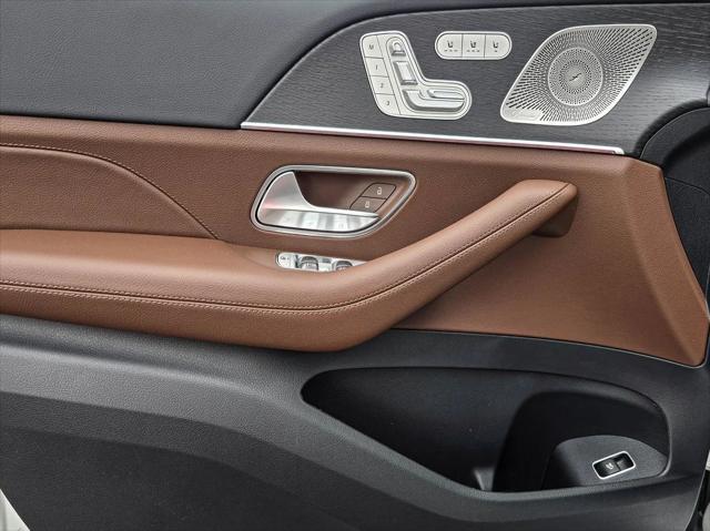 new 2025 Mercedes-Benz GLS 450 car, priced at $103,120