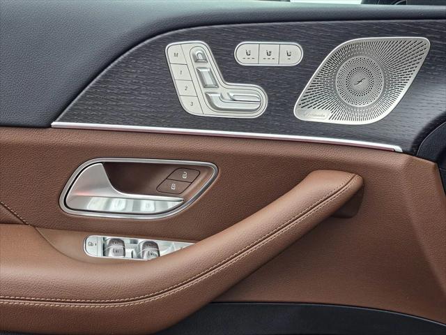 new 2025 Mercedes-Benz GLS 450 car, priced at $103,120