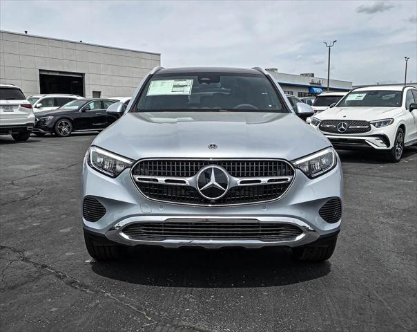 new 2025 Mercedes-Benz GLC 300 car, priced at $57,725