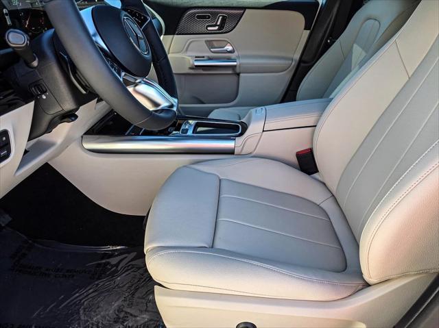 new 2025 Mercedes-Benz GLA 250 car, priced at $47,295