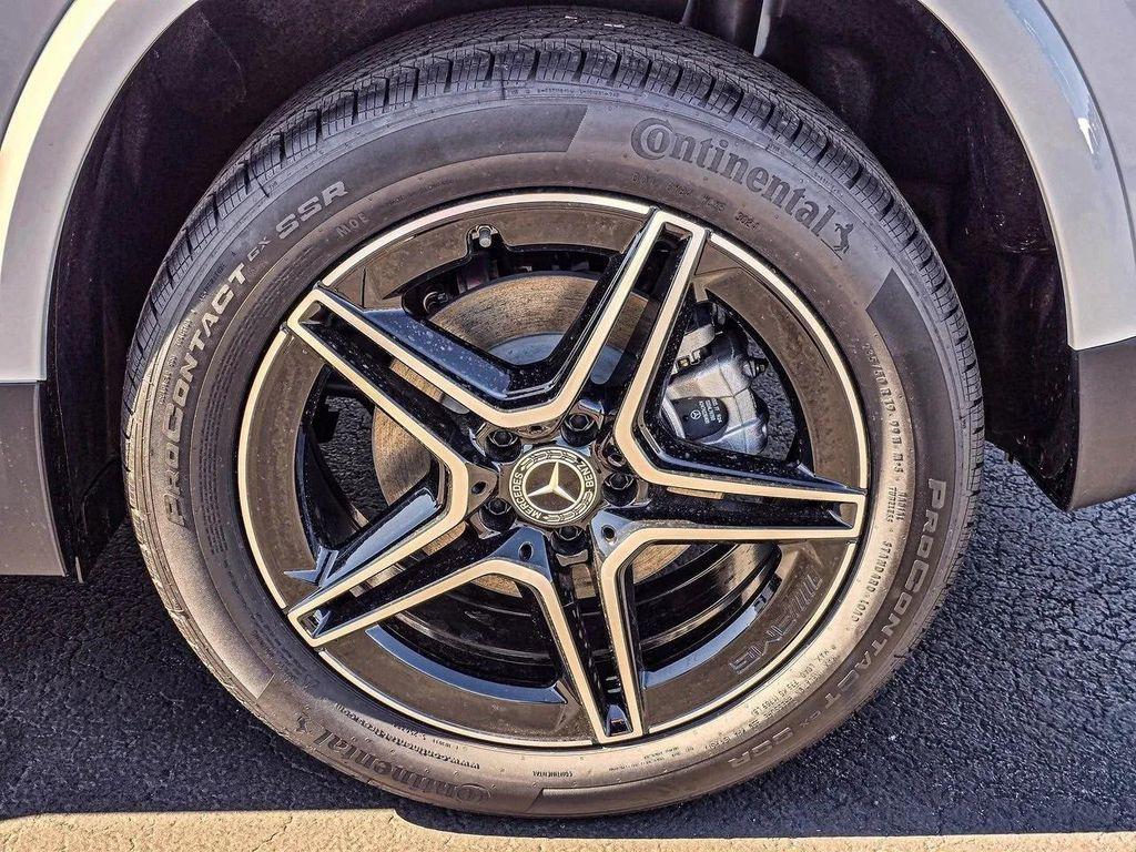 new 2025 Mercedes-Benz GLA 250 car, priced at $38,092