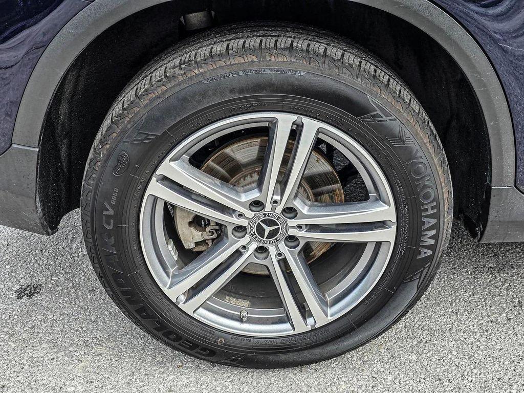 used 2022 Mercedes-Benz GLC 300 car, priced at $23,997