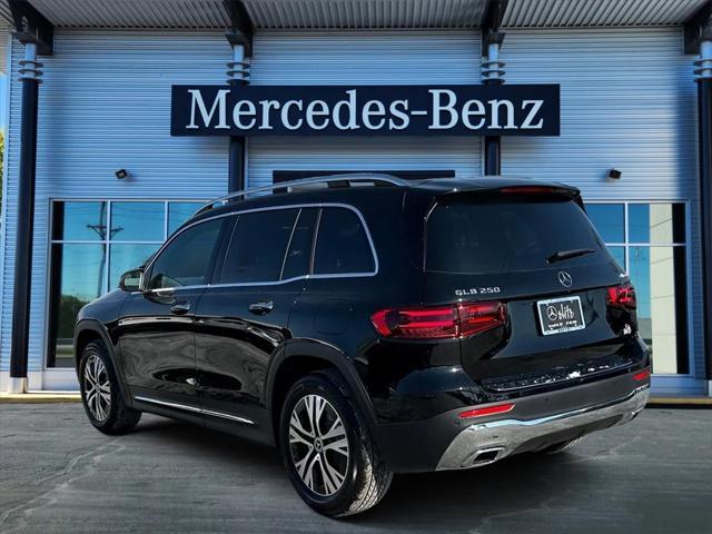 new 2024 Mercedes-Benz GLB 250 car, priced at $51,325