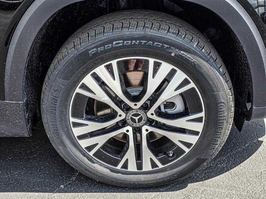 new 2026 Mercedes-Benz GLB 250 car, priced at $51,630