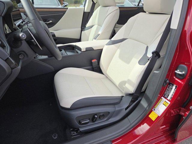 new 2025 Lexus ES 350 car, priced at $46,624